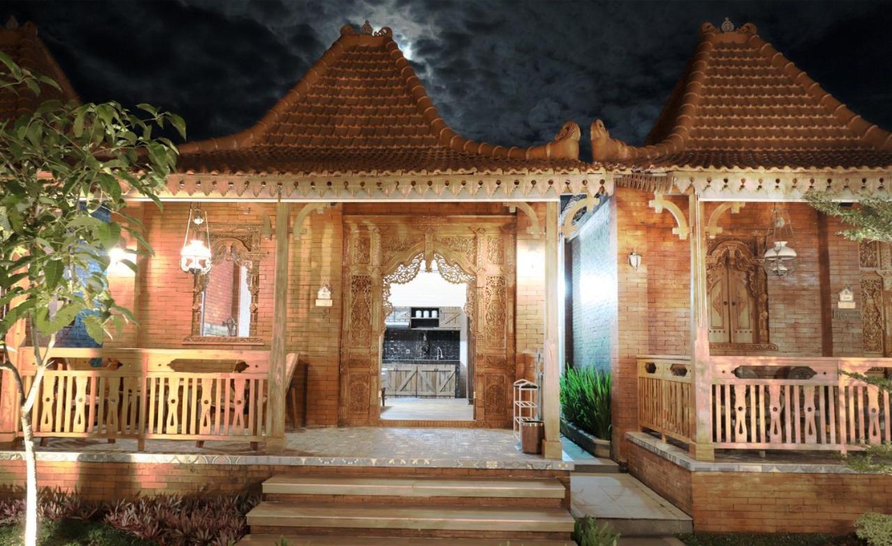 Joglo Jawa เจอปารา ภายนอก รูปภาพ