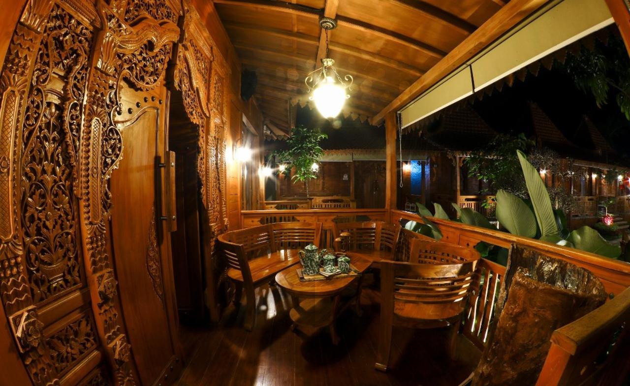 Joglo Jawa เจอปารา ภายนอก รูปภาพ
